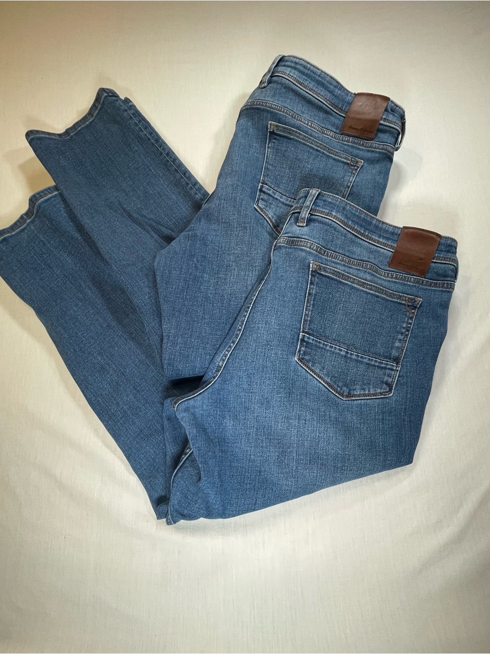 Tommy Bahama Indigo Palms Medium Wash Straight Leg 2 Lot Jeans Mens 42X30*